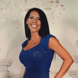 Meet your Posher, Denise